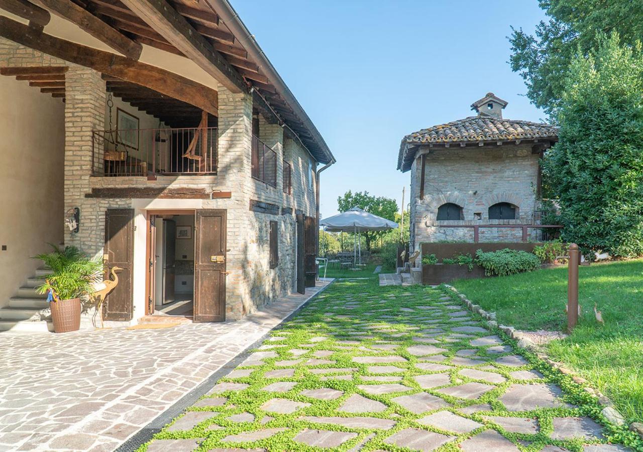 Casale Gambini Apartment Quattro Castella Екстериор снимка